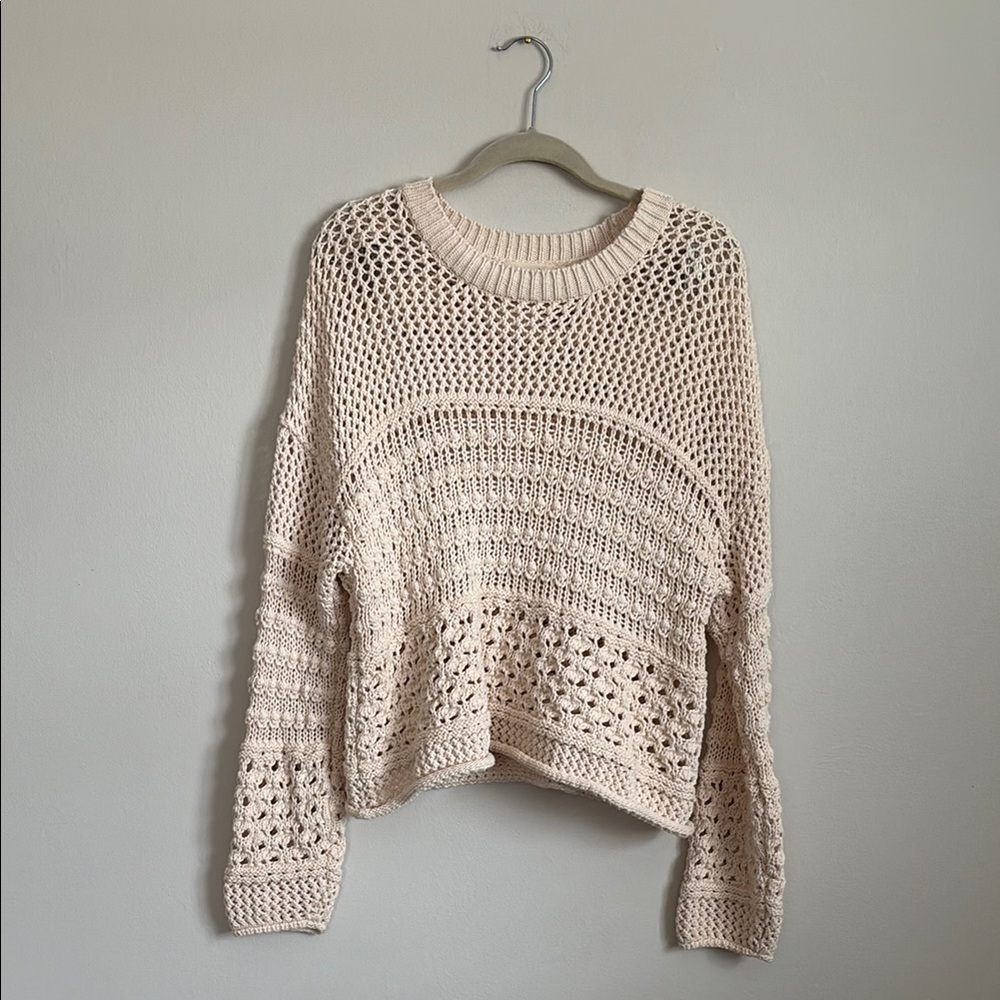 UNIVERSAL THREADS: Women's Cream Knit Beach Sweater